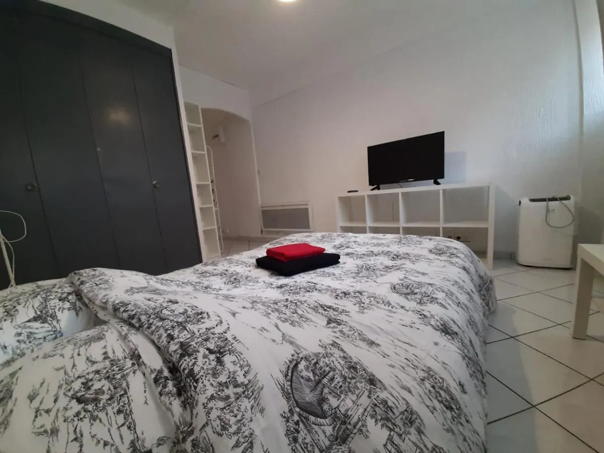 Rct #Chaussonsmouton Apartment Toulon France